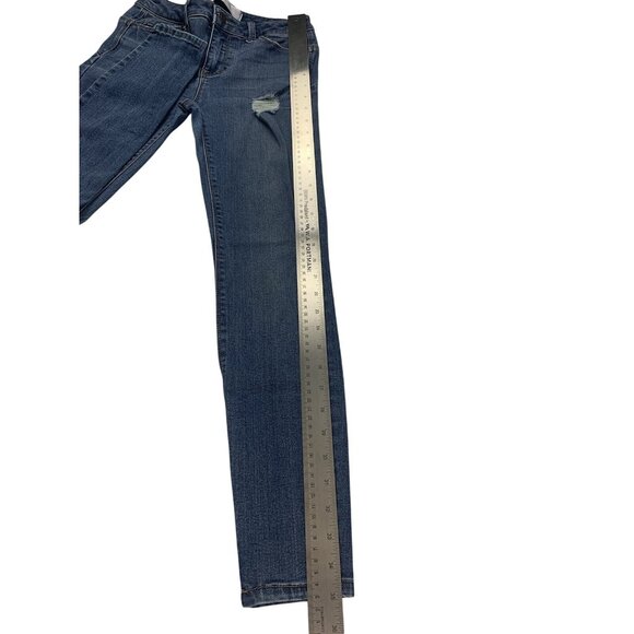 No Boundaries Juniors Distressed Skinny Jeans Medium Wash Denim Casual Size 5 - Picture 9 of 13